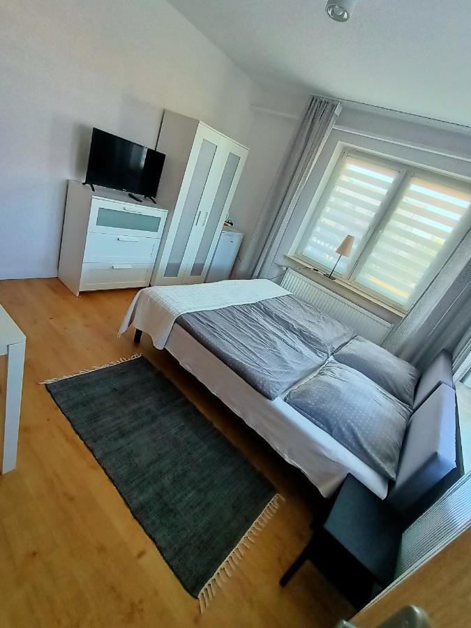 Appartement Pokoje U Bozeny à Ostrowo  Extérieur photo