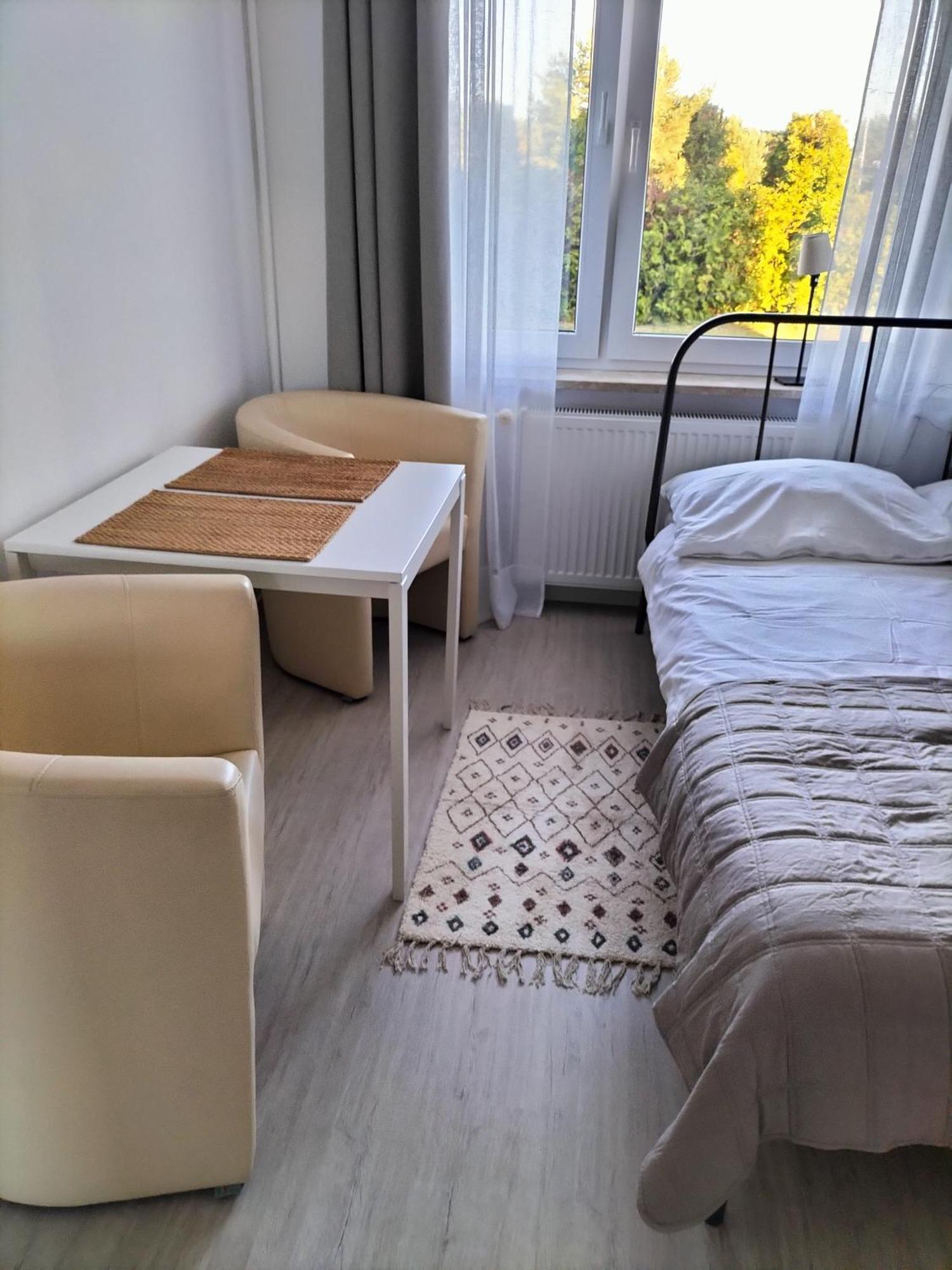 Appartement Pokoje U Bozeny à Ostrowo  Extérieur photo